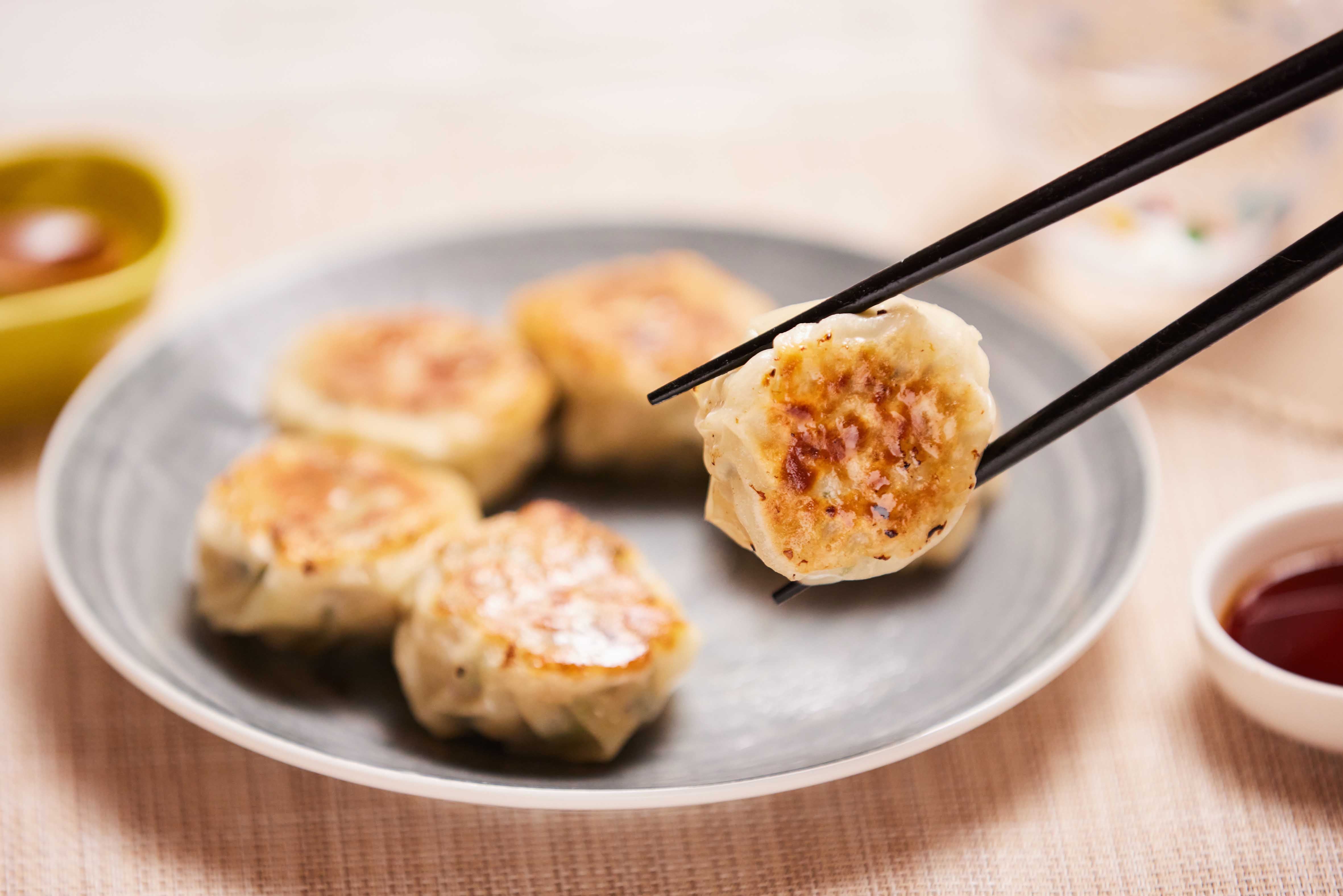 四万十たっぷり丸餃子180g（6個入）×5袋 – ドコでもひろめ -ひろめ